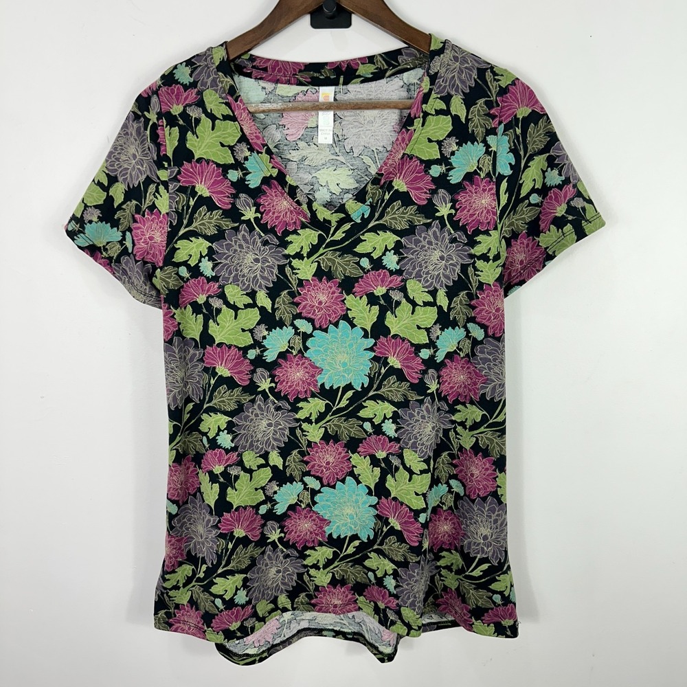 LuLaRoe Classic Tee M Black Floral Print Short Sleeve Boho Casual Dopamine Top‎